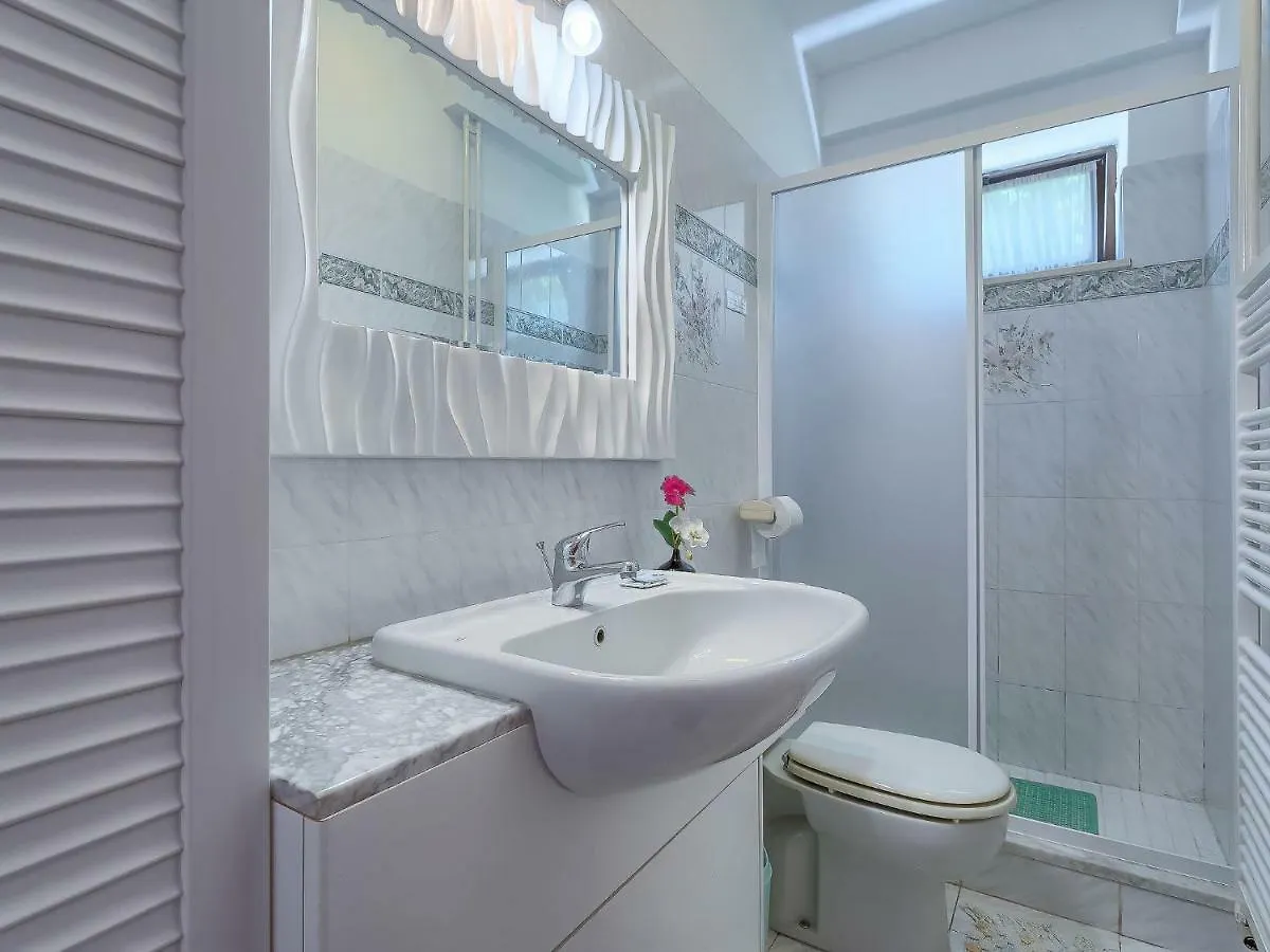 Apartment Mariza-1 By Interhome Vinež Kroatië